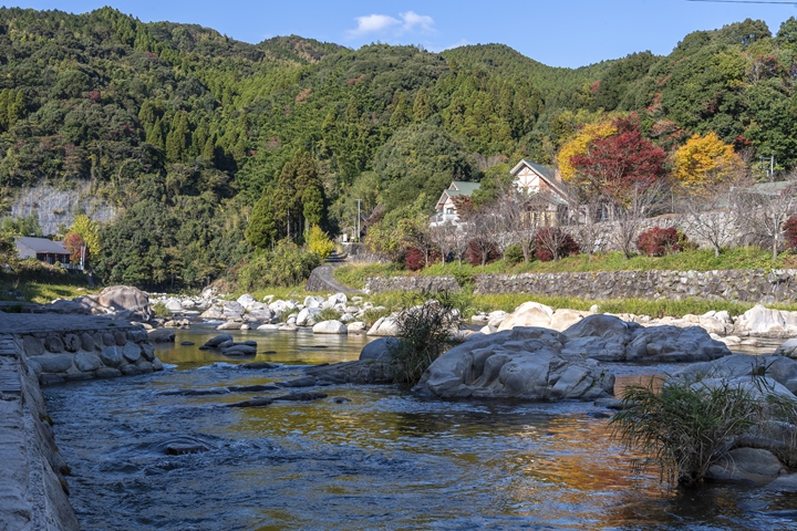 ▲古湯・熊之川溫泉，38度適溫好湯，千年傳承的療癒秘境，深受文人墨客喜愛。　圖：佐賀縣觀光連盟╱提供