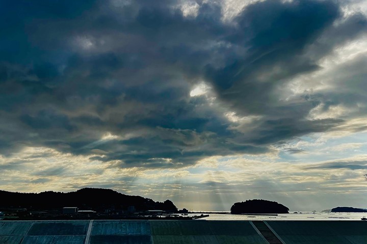 ▲清晨的南三陸海景十分壯觀。　圖：曾照晴／攝影