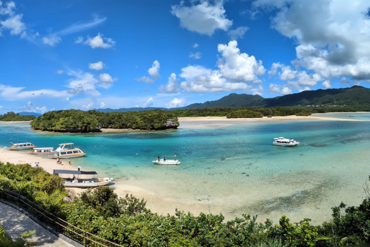 ▲川平灣，被譽為「日本最美海灣」之一。　圖：Photo AC／來源