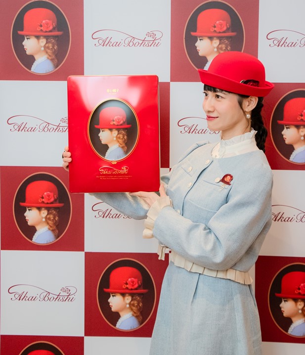  ▲紅帽子少女禮盒是許多人童年記憶中的高級喜餅象徵。 圖：紅帽子品牌概念店/來源